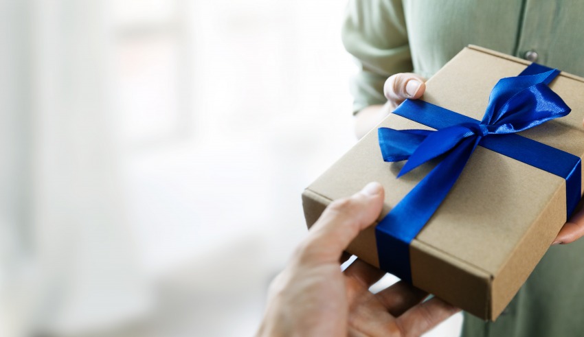 Things to Consider When Buying Customized Gifts